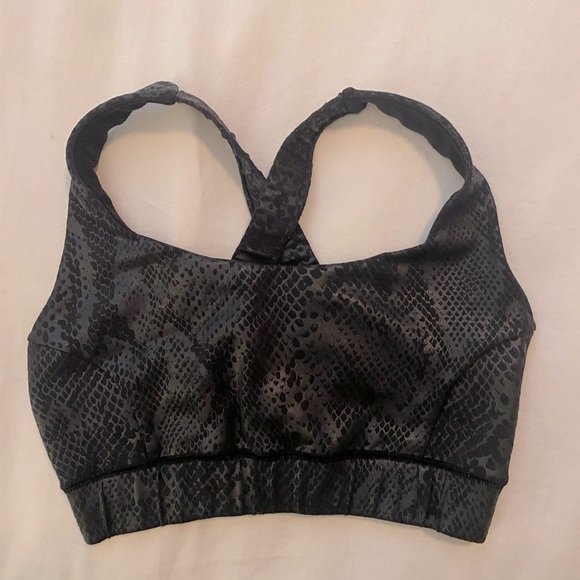 IVL Collective Metallic Snakeskin Sports Bra - Picture 2 of 3